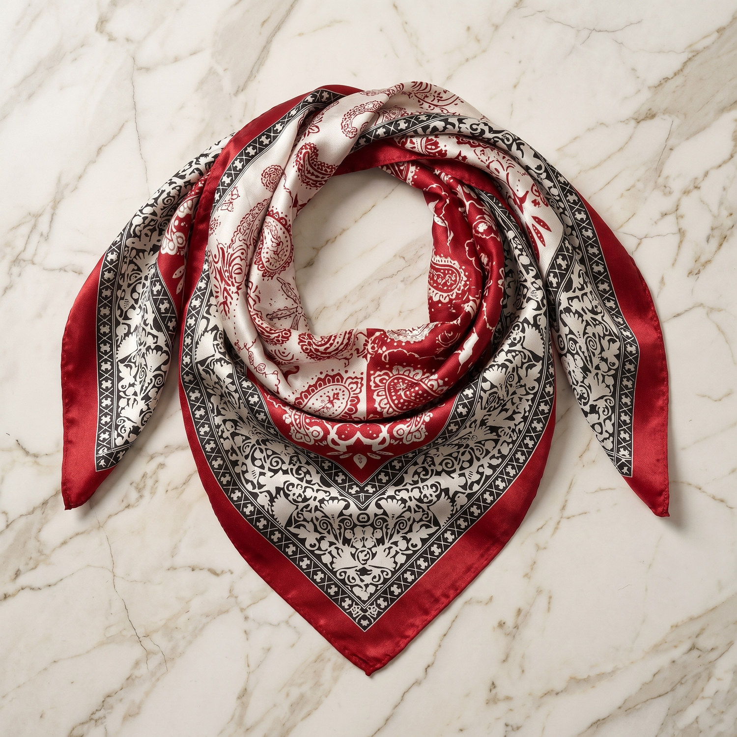 Seidenschal Damen 70×70 cm Paisley Rot – Schal-Welt Detailansicht
