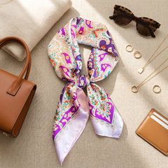 Seidenschal Damen 70×70 cm Paisley Bunt – Schal-Welt Styling-Inspiration