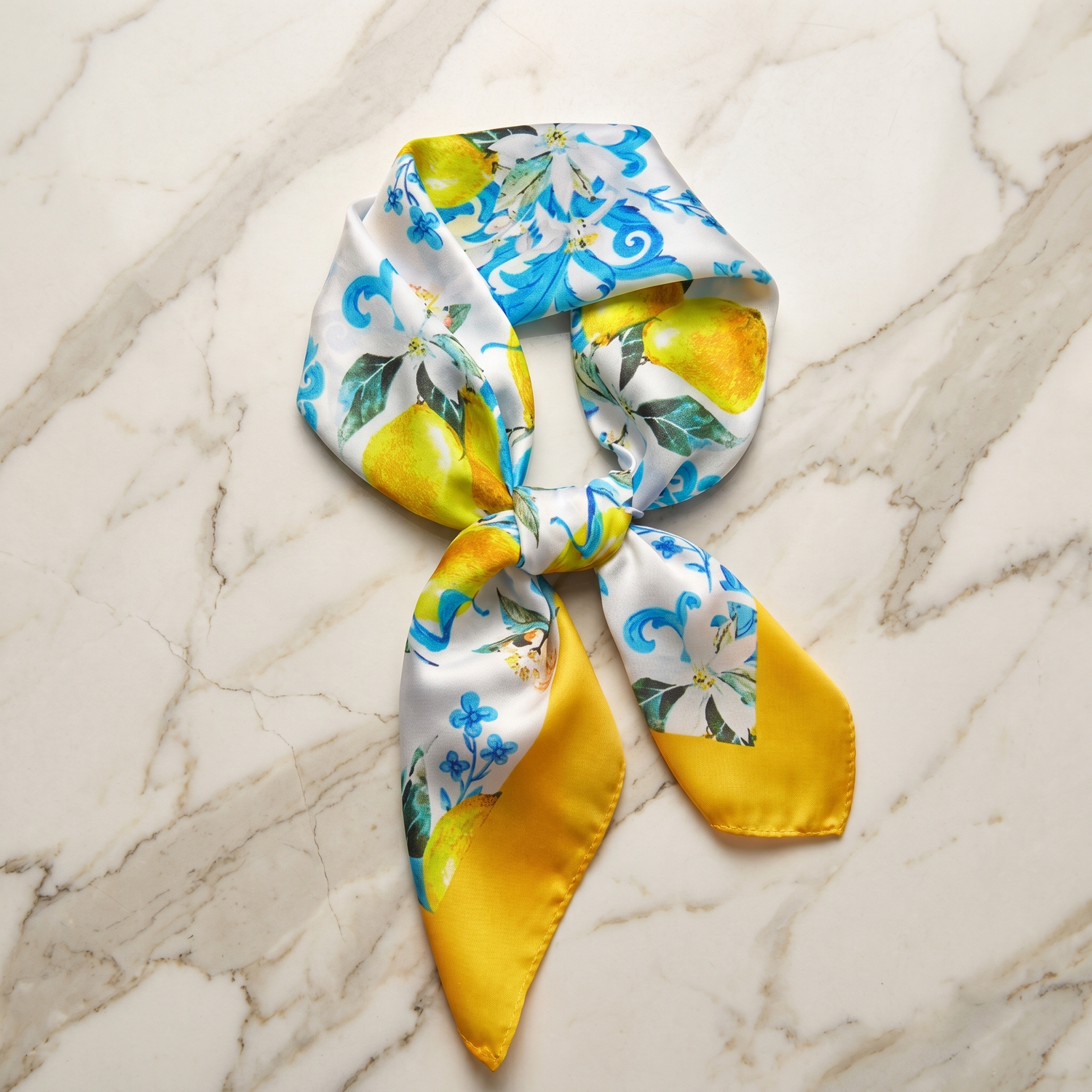 Seidenschal Damen 70×70 cm Blumen Bunt – Schal-Welt Detailansicht