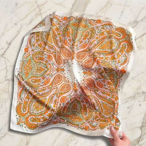 Seidenschal Damen 70×70 cm Paisley Bunt – Schal-Welt Detailansicht