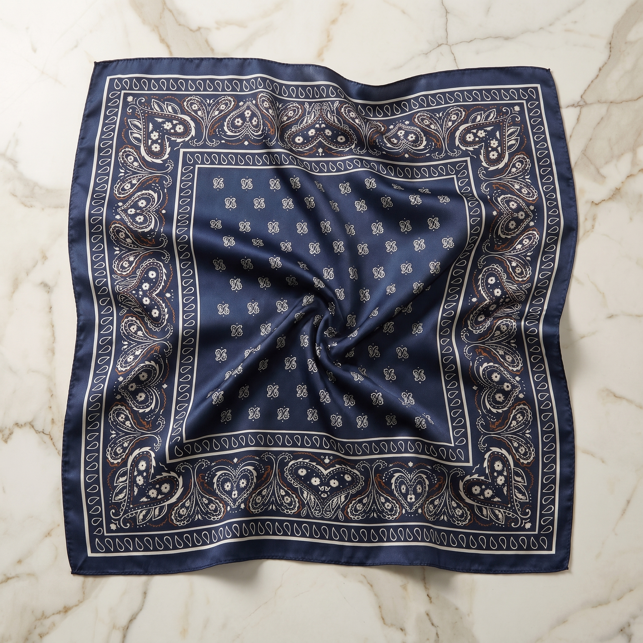 Seidenschal Damen 70×70 cm Paisley Blau – Schal-Welt Detailansicht