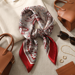 Seidenschal Damen 70×70 cm Paisley Bunt – Schal-Welt Styling-Inspiration