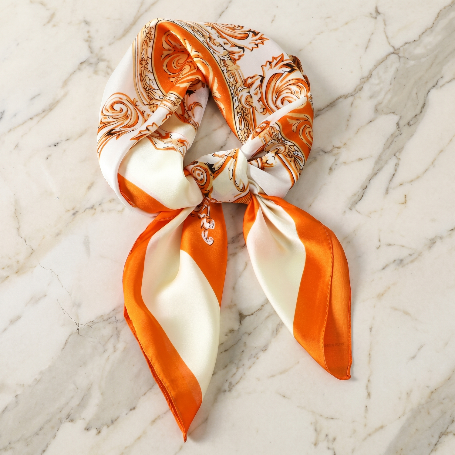 Seidenschal Damen 70×70 cm Paisley Orange – Schal-Welt Detailansicht