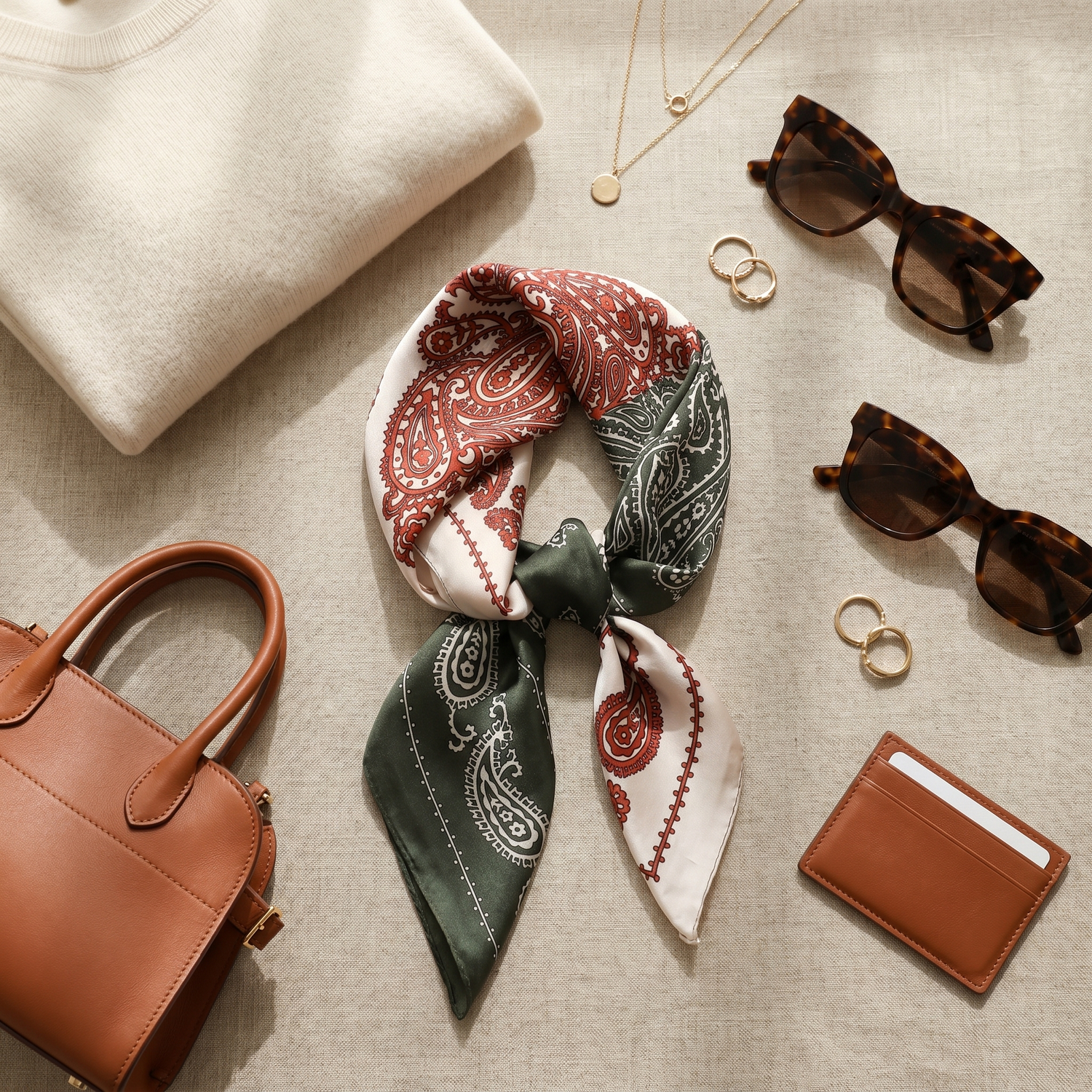 Schal-Welt premium photo 2_outfit