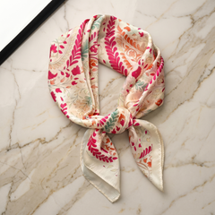 Seidenschal Damen 70×70 cm Blumen Bunt – Schal-Welt Detailansicht