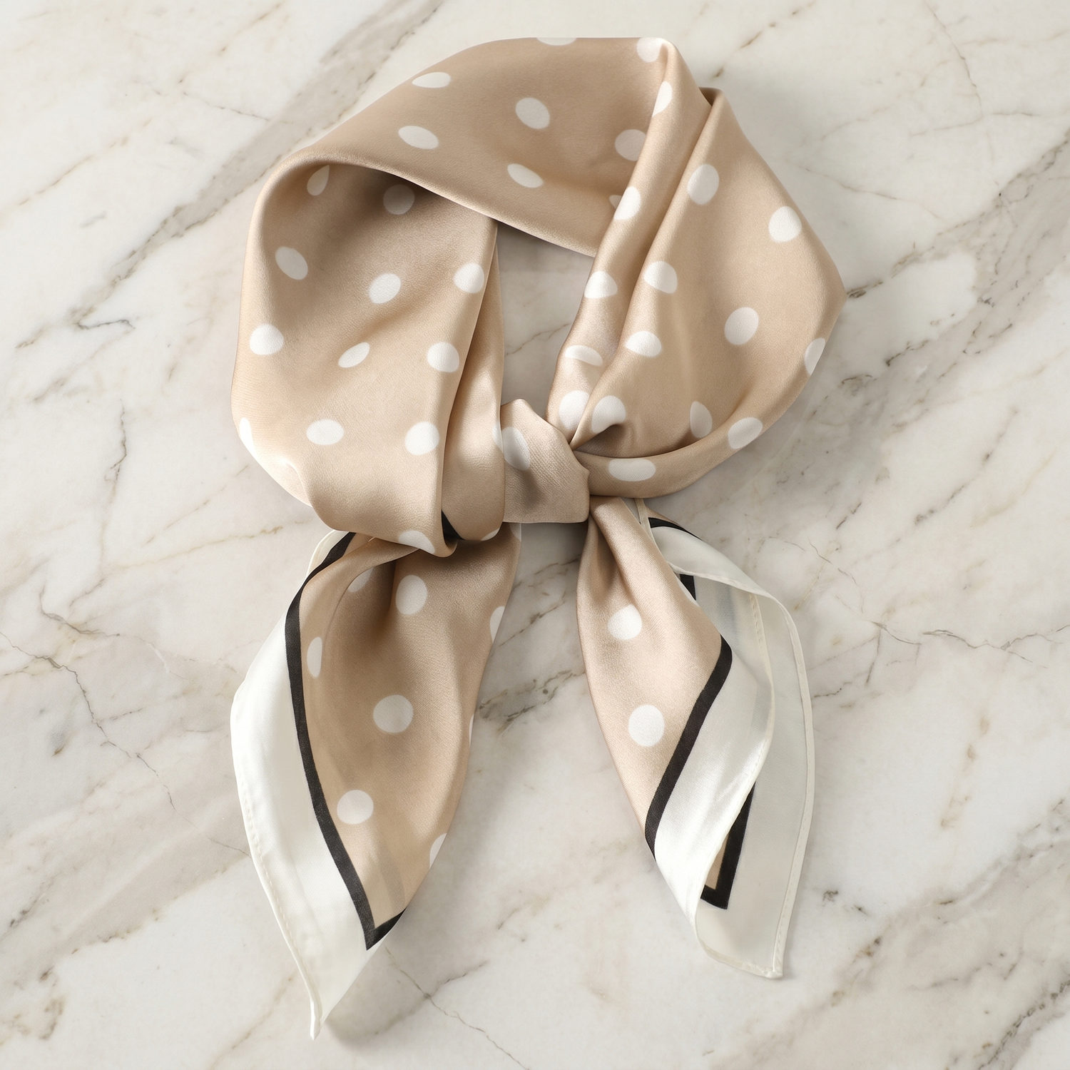 Seidenschal Damen 70×70 cm Geometrisch Beige – Schal-Welt Detailansicht