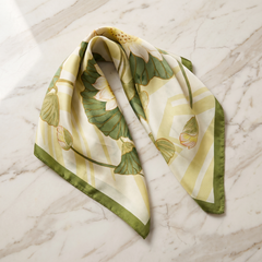 Seidenschal Damen 70×70 cm Blumen Bunt – Schal-Welt Detailansicht