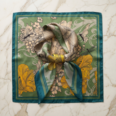 Seidenschal Damen 70×70 cm Blumen Bunt – Schal-Welt Detailansicht